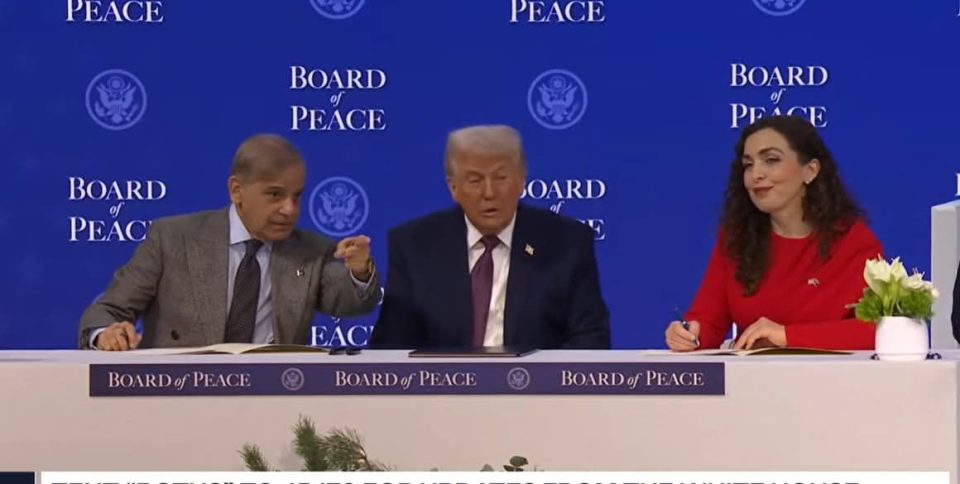 kosova-nenshkruan-pjesemarrjen-ne-bordin-e-paqes-te-trumpit