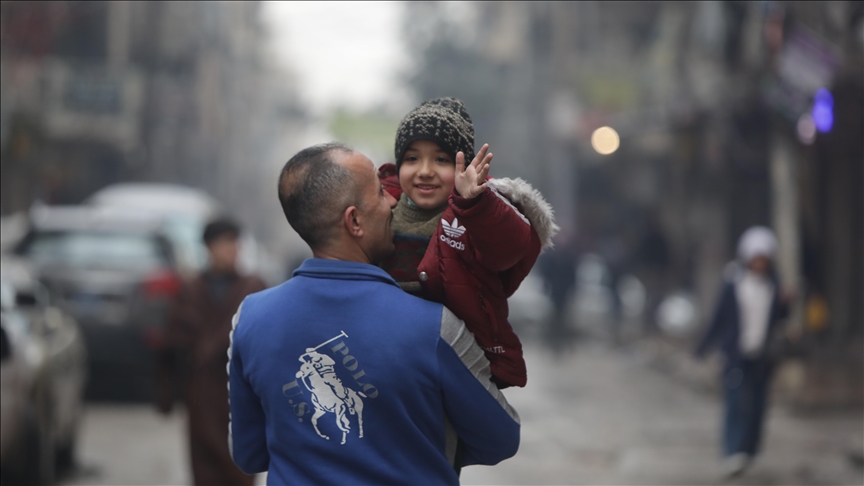 jeta-kthehet-ne-normalitet-ne-lagjet-e-halepit-te-sirise-te-cliruara-nga-grupi-terrorist-ypg/sdf