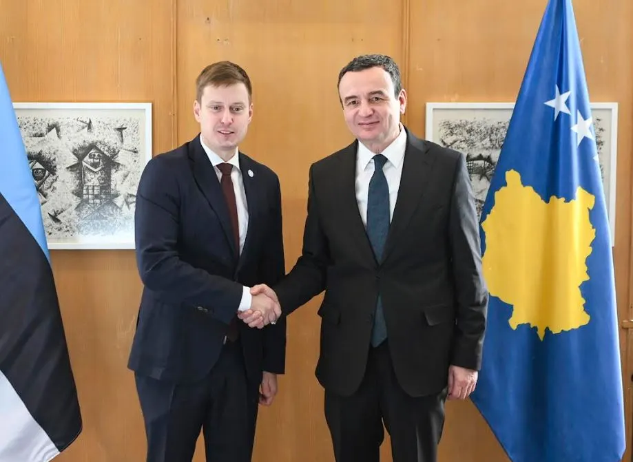 kurti-takohet-me-ministrin-e-ekonomise-dhe-industrise-te-estonise,-flasin-per-integrimin-euro-atlantik-te-kosoves