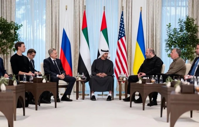 rusia-sulmon-rende-ukrainen,-ne-mes-te-takimeve-trelaterale-per-paqe