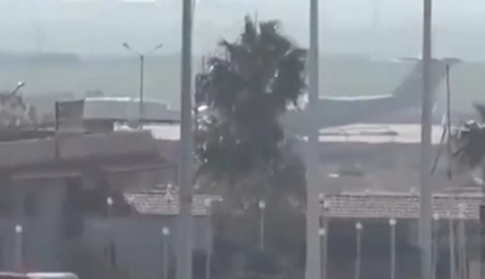 video/-pas-dhjete-vitesh,-rusia-terhiqet-nga-nje-prej-bazave-ushtarake-me-te-rendesishme-ne-siri!-ngarkon-‘plackat’-neper-avione,-shikoni-pamjet