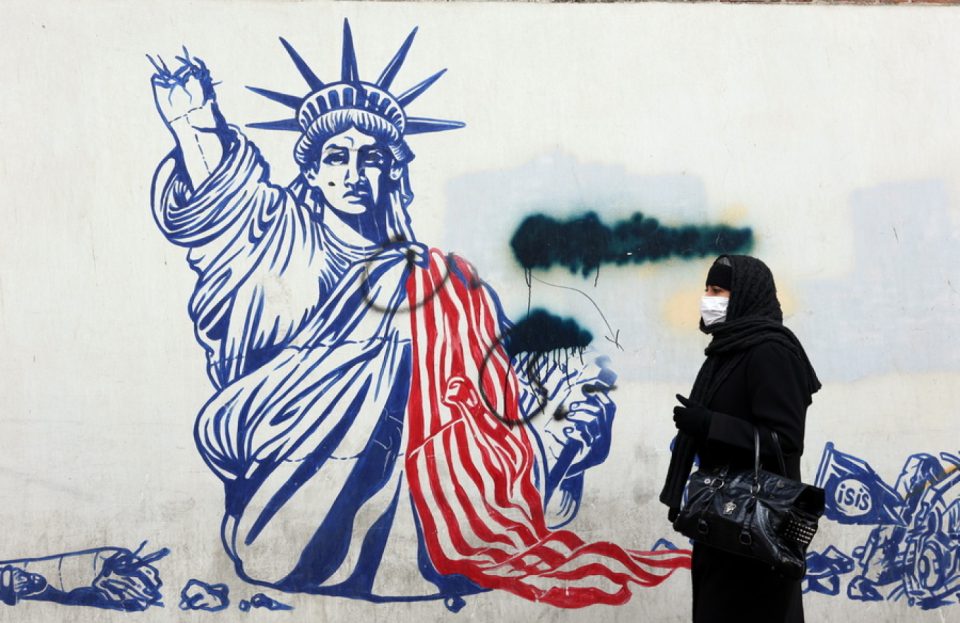 okb-ngre-alarmin:-autoritetet-iraniane-po-arrestojne-protestues-te-lenduar-ne-spitale-dhe-po-kerkojne-shperblim-per-trupat-e-te-vdekurve