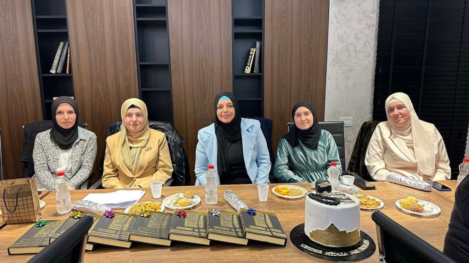 feste-edukative-ne-xhamine-e-bardhoshit-me-mbi-80-nxenes-te-mesim-besimit