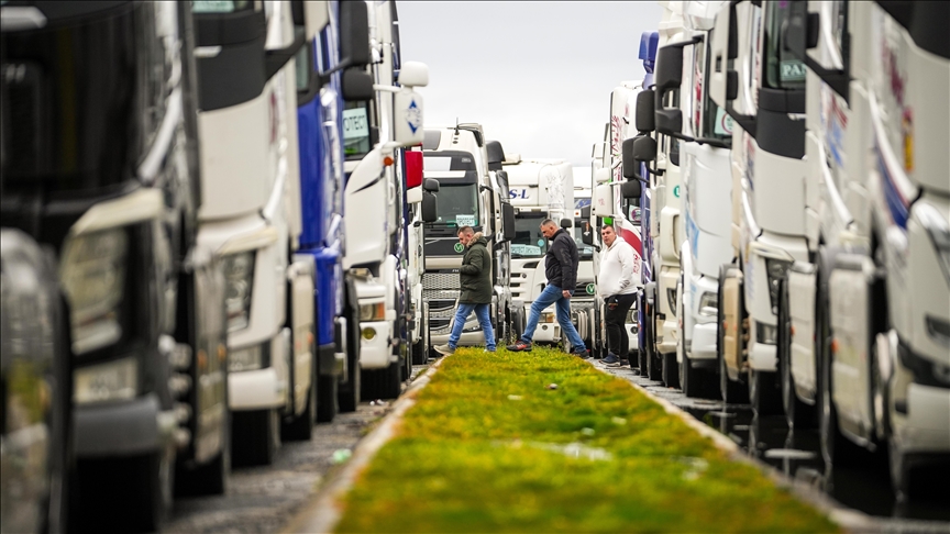 vazhdon-ne-diten-e-trete-bllokada-e-transportuesve-te-mallrave-ne-rajon-ne-proteste-kunder-rregullave-te-reja-ne-shengen