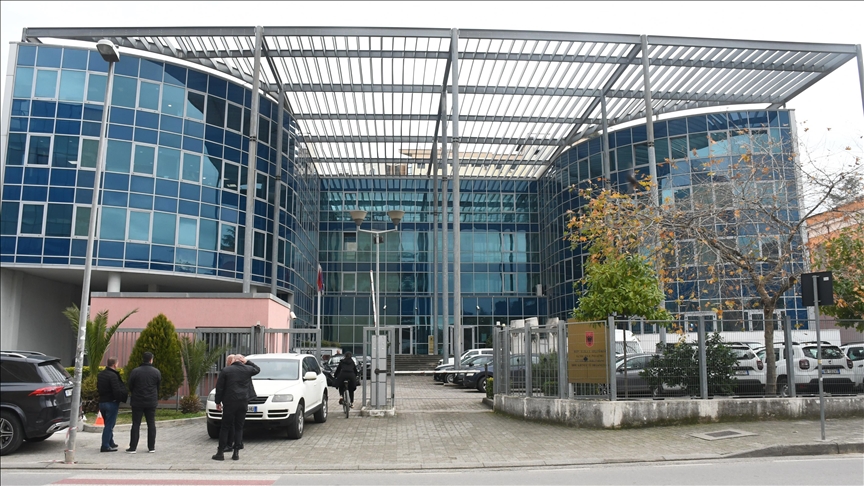 mbahet-seanca-gjyqesore-per-ceshtjen-ndaj-ish-presidentit-te-shqiperise,-ilir-meta