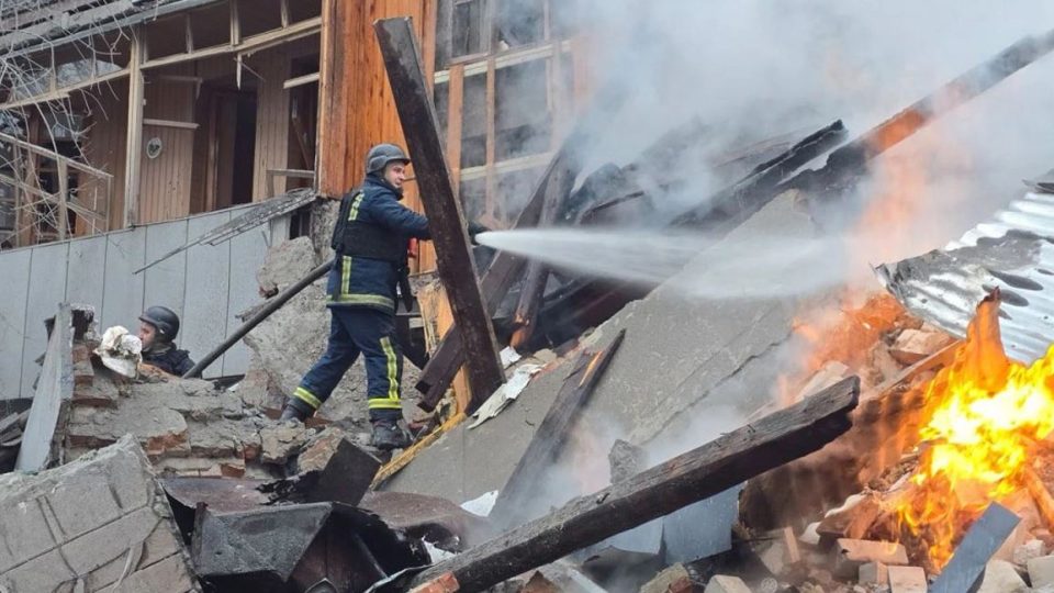 lufta-hyn-ne-vitin-e-katert,-kievi:-nese-moska-respekton-armepushimin-energjetik,-edhe-ne-do-ta-bejme!