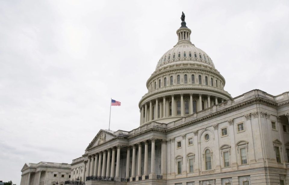 shba/-republikanet-dhe-demokratet-i-shmangen-nje-tjeter-mbylljeje-te-qeverise,-arrijne-marreveshje-te-re-per-projektligjin-e-financimit