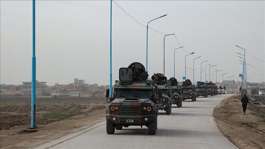 siri,-autokolona-e-sigurise-hyn-ne-qender-te-qytetit-hasakah-te-pushtuar-nga-ypg