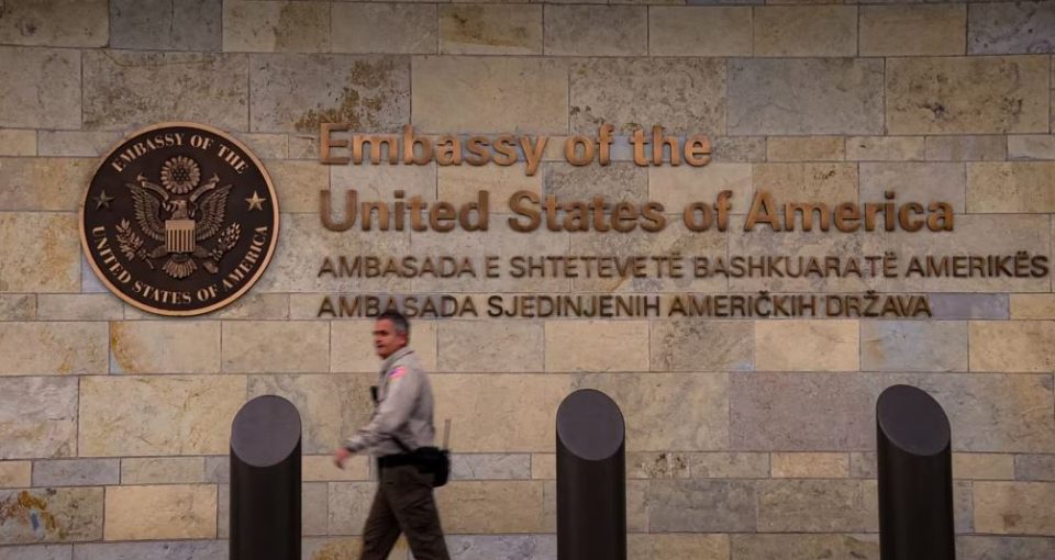 vendimi-i-kqz-per-listen-serbe,-reagon-ambasada-amerikane-ne-prishtine:-minon-partneritetin-shba-kosove