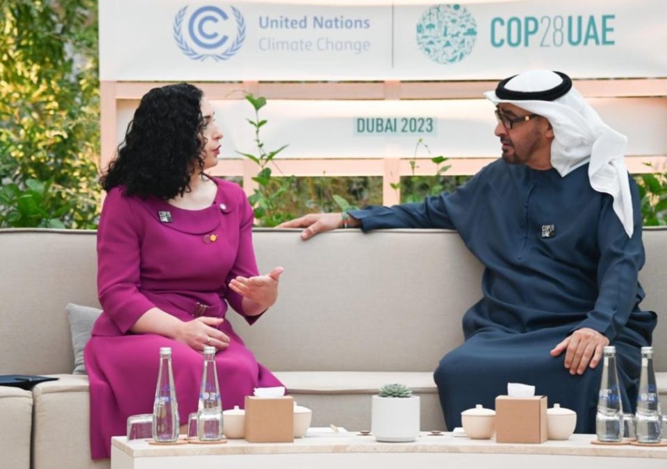 me-ftese-te-presidentit-te-emirateve,-presidentja-osmani-udhetoi-zyrtarisht-per-ne-emiratet-e-bashkuara-arabe