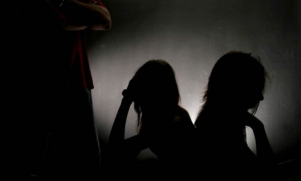 nga-amerika-latine-ne-shqiperi:-si-perfundojne-ne-prostituta-me-dhjetra-vajza-ardhur-nga-larg