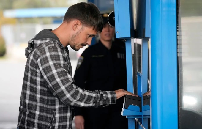 ne-evrope-frikesohen-se-sistemi-i-ri-i-kontrollit-biometrik-do-t’i-bllokoje-kufijte