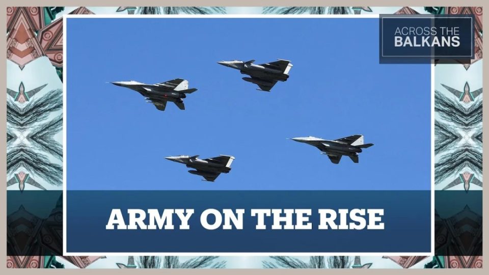 serbia-forcon-ushtrine-dhe-rikthen-sherbimin-e-detyrueshem-ushtarak