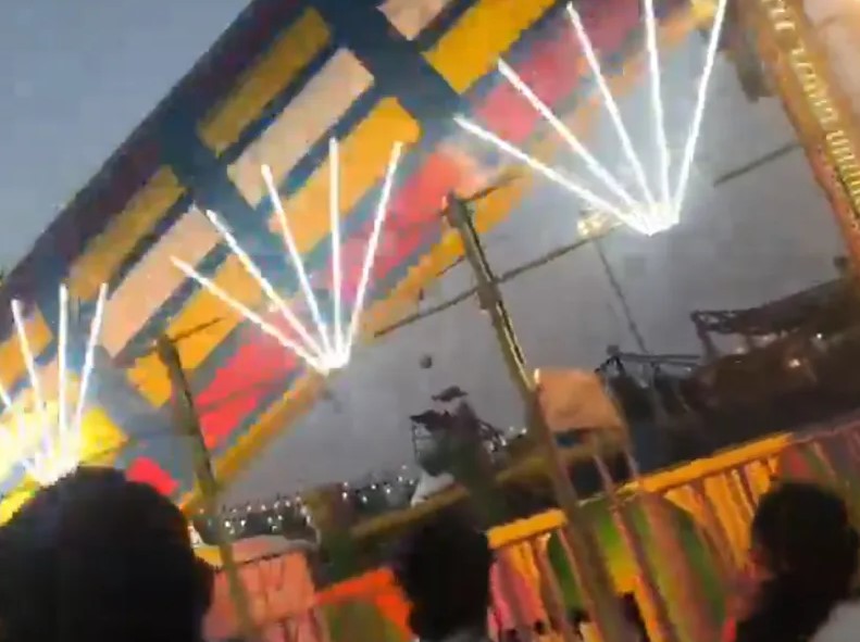 tragjedi-ne-nje-park-argetimi-ne-indi,-nje-i-vdekur-dhe-13-te-plagosur-nga-shembja-e-nje-pajisjeje