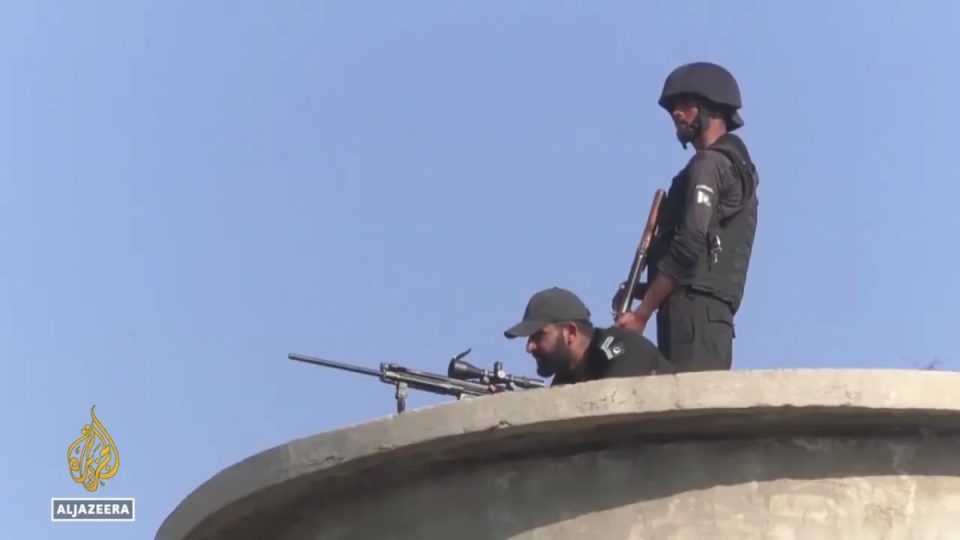 sulmi-ne-xhami-ne-pakistan:-arrestohen-pese-persona-pas-atentatit-vetevrases