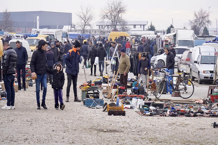 aksion-ne-prishtine,-15-gjoba-per-shitesit-ilegale