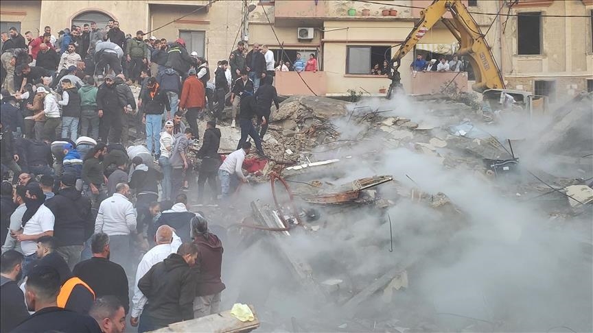 numri-i-te-vdekurve-nga-shembja-e-nje-ndertese-ne-veri-te-libanit-rritet-ne-9