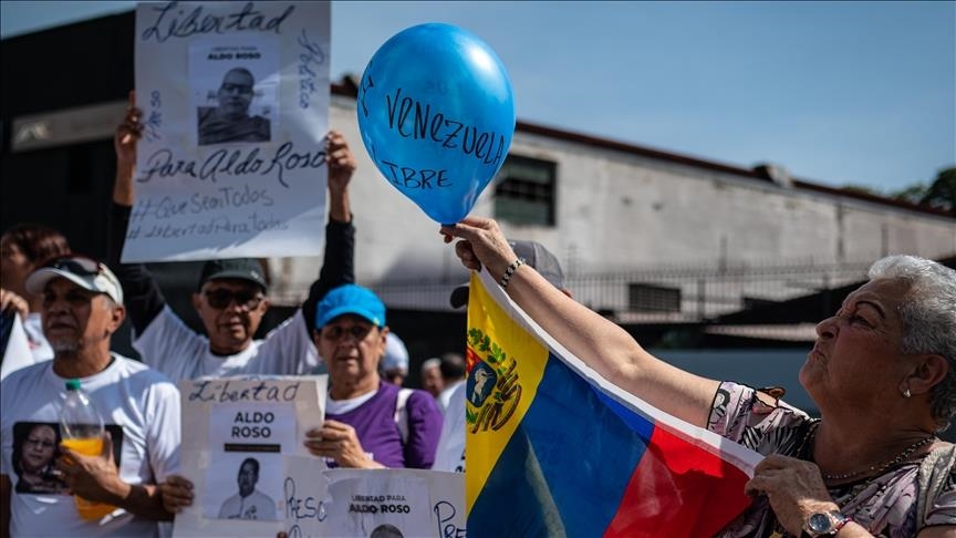 venezuela-liron-te-pakten-35-te-burgosur-politike,-perfshire-figura-te-opozites