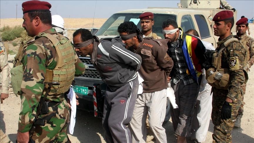 iraku-transferon-mbi-4.500-anetare-te-isis-it-nga-siria-ne-burgjet-e-tij