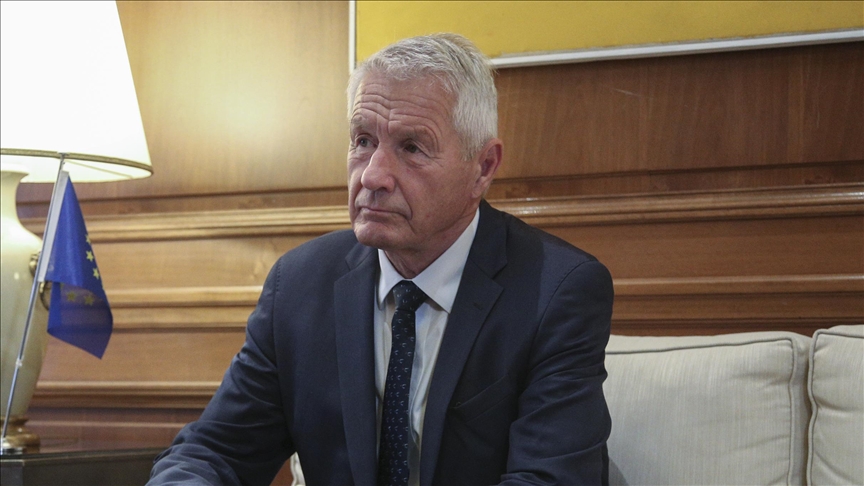 policia-bastis-shtepite-e-ish-kryeministrit-norvegjez-per-shkak-te-lidhjeve-me-epsteinin