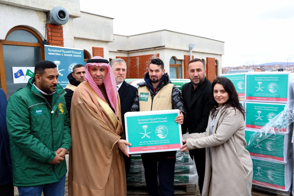 arabia-saudite-mbeshtet-kosoven-me-mbi-8-mije-pako-ushqimore-ne-prag-te-ramazanit