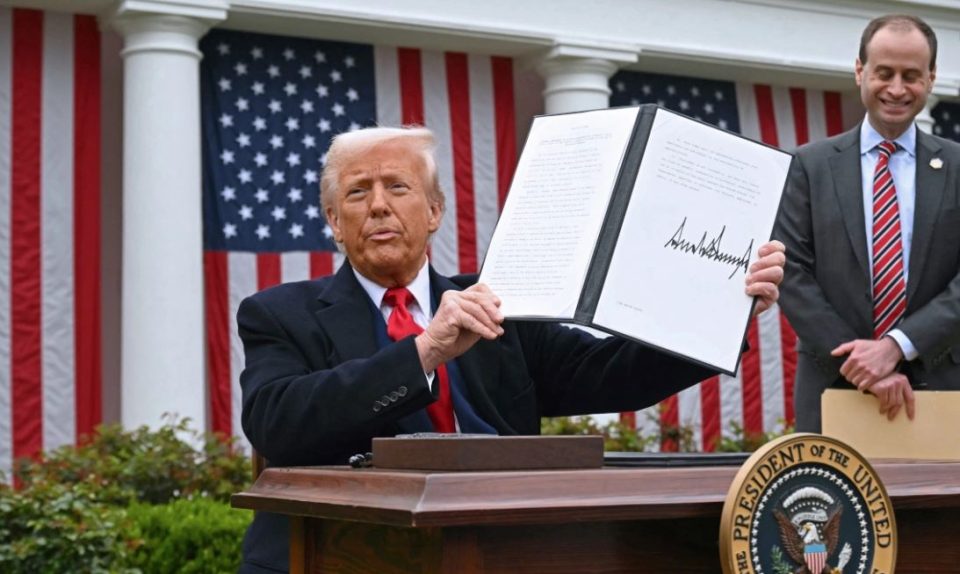 financial-times:-trump-planifikon-te-ule-tarifat-doganore-per-celikun-e-aluminin