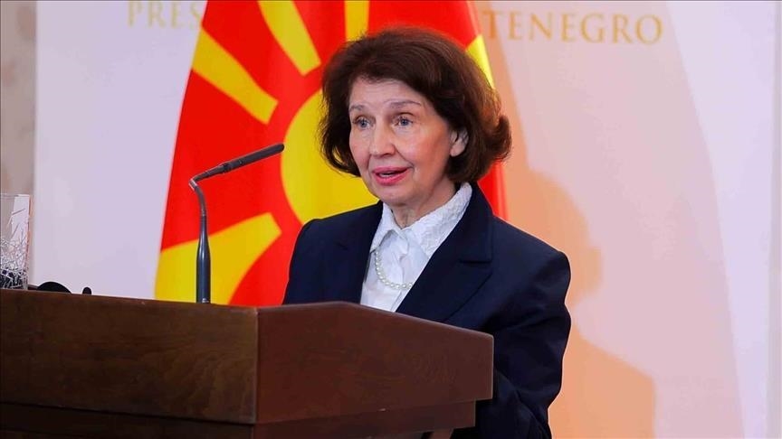 presidentja-siljanovska-davkova-uron-kosoven-per-18-vjetorin-e-pavaresise