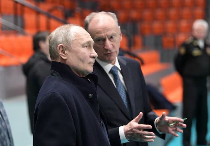 rusia-paralajmeron-evropen-per-sekuestrimin-e-anijeve-ruse:-vendet-evropiane-do-te-perpiqen-te-bllokojne-aksesin-tone-ne-det-nese…