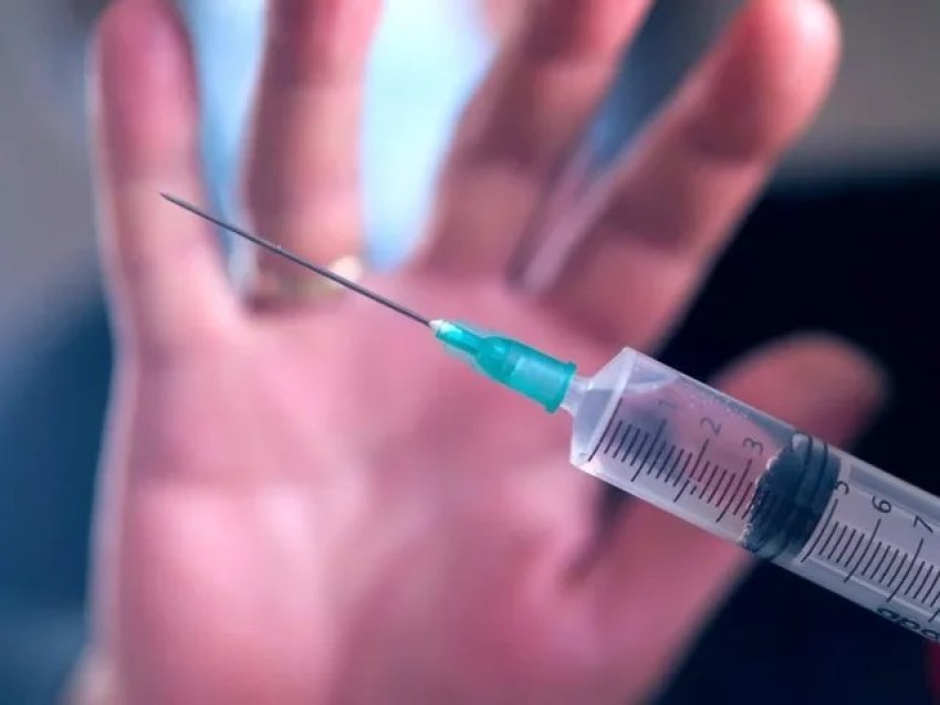 tromboza-e-rralle-pas-vaksines-anti-covid,-studimi-i-ri-shpjegon-shkakun