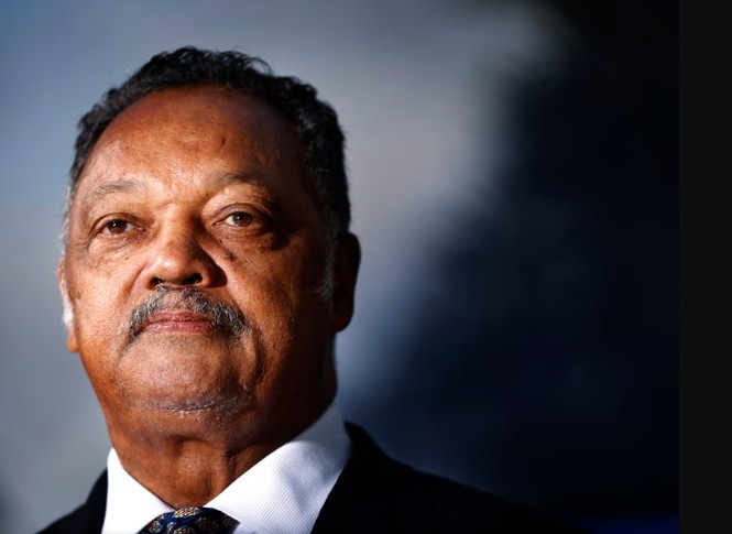 vdes-ne-moshen-84-vjecare-jesse-jackson,-aktivist-per-te-drejtat-civile-qe-“luftoi”-perkrah-martin-luther-king!-ish-kandidat-per-president-te-shba