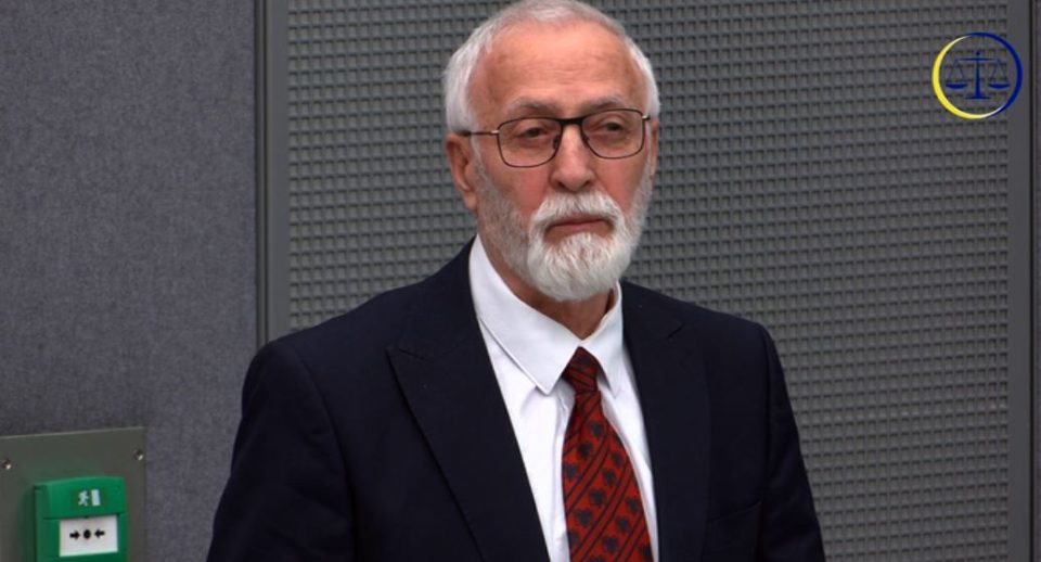 jakup-krasniqi-ne-hage:-nuk-jam-kriminel,-por-njeri-i-kalitur-ne-lufte-per-dinjitet