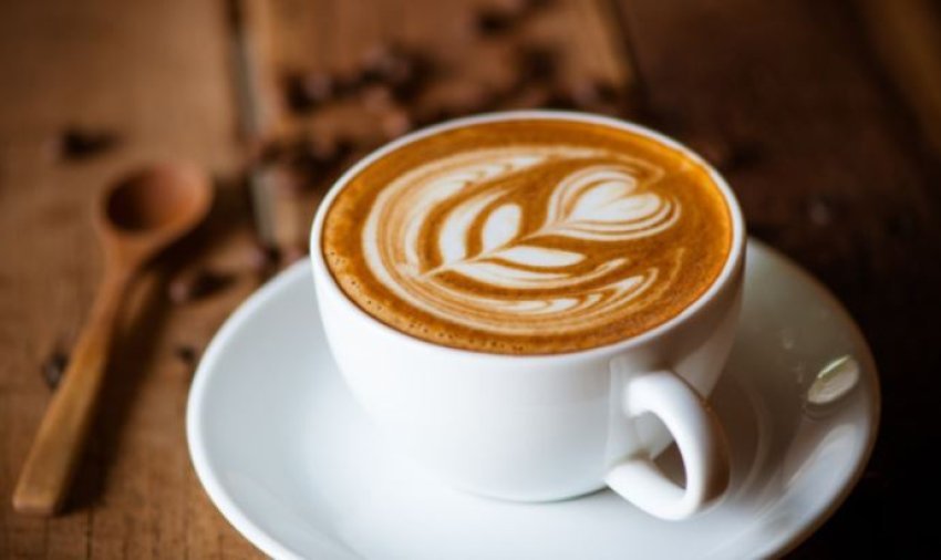 dy-tre-filxhane-kafe-ose-caj-ne-dite,-“mburoja”-natyrale-kunder-demences