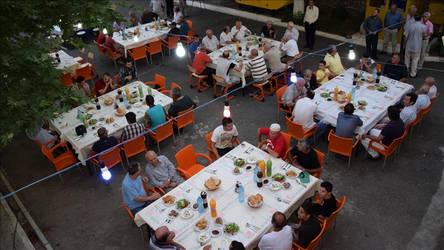 drejtoria-e-pergjithshme-e-fondacioneve-te-turqise-do-te-organizoje-programe-iftari-ne-ballkan