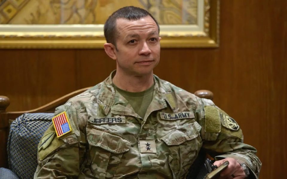 pese-vende-vene-ne-dispozicion-trupa-per-forcen-e-stabilizimit-te-gazes,-perfshire-shqiperine-dhe-kosoven