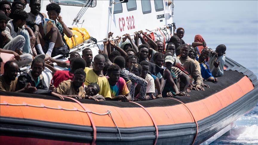 greqia-synon-transferimin-e-emigranteve-drejt-qendrave-ne-afrike