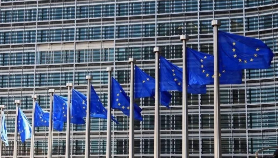 be-reagon-per-vendimin-e-gjykates-supreme-qe-i-shpalli-tarifat-e-trump-te-paligjshme:-po-e-shqyrtojme-me-kujdes,-te-henen-diskutim-ne-pe!