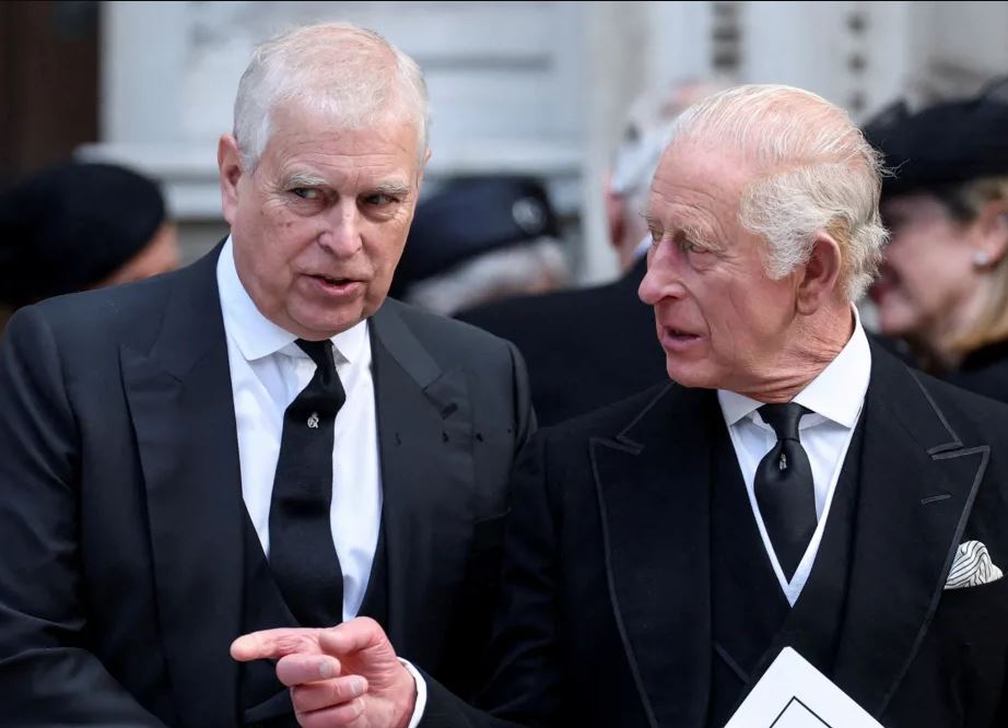 i-perfshire-ne-skandalin-epstein,-londra-shqyrton-legjislacionin-per-te-hequr-ish-princin-andrew-nga-linja-e-trashegimise-mbreterore