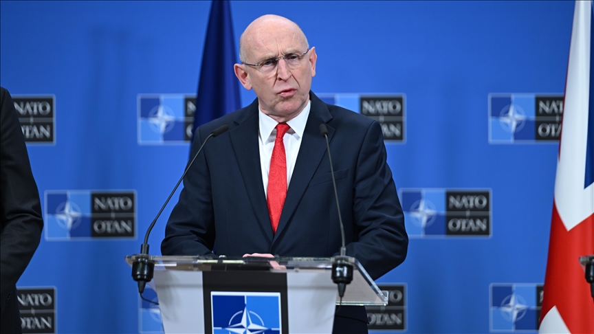 ministri-britanik-i-mbrojtjes:-deshiroj-te-dislokoj-trupa-ne-ukraine