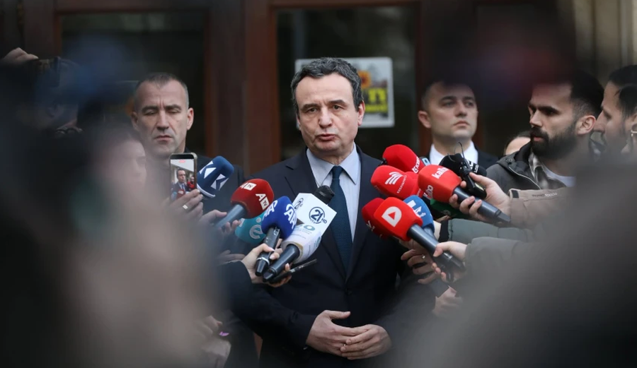 kurti-pas-takimeve-me-abdixhikun-dhe-hamzen:-s’ka-ende-emer-per-presidentin,-synojme-shmangien-e-zgjedhjeve