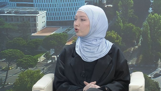 rrefimi-i-nje-besimtareje-nga-terrori-i-nje-proteste