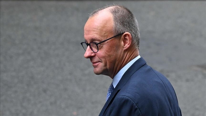 policia-gjermane-heton-nje-person-per-“fyerje”-ndaj-kancelarit-merz-ne-rrjetet-sociale-me-nje-emoji-te-pinokut