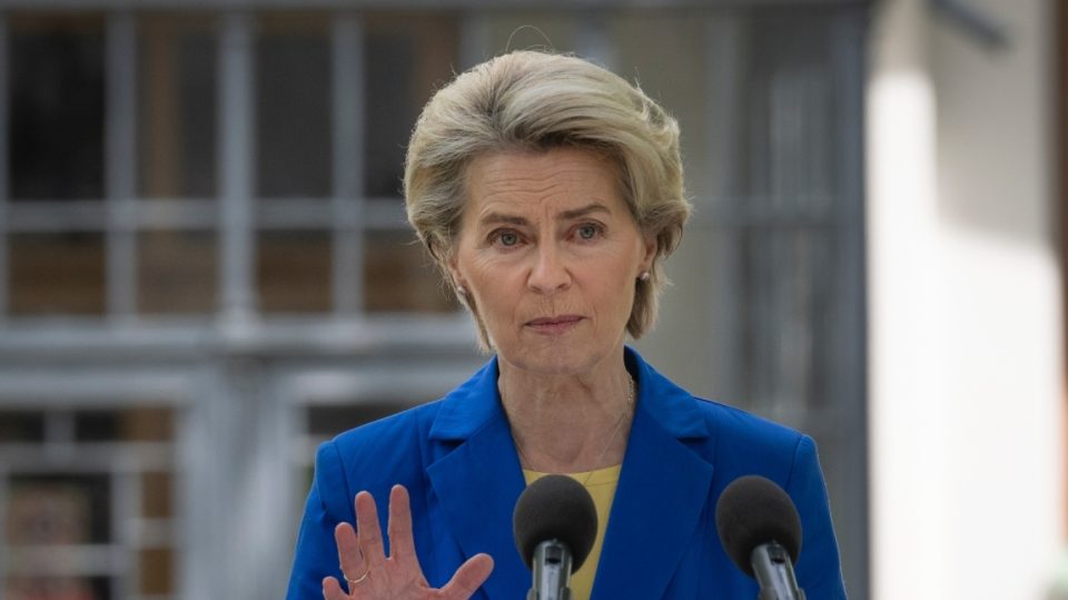 ursula-von-der-leyen-ne-kiev-per-here-te-10-te-qe-nga-fillimi-i-luftes:-nuk-do-te-terhiqemi!-paqe-me-kushtet-e-ukraines