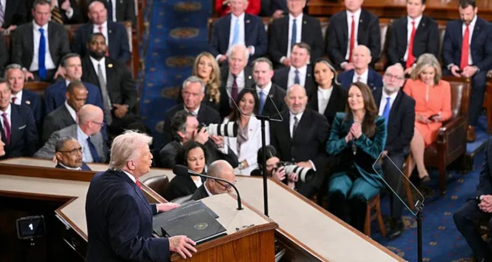 “epoka-e-arte-e-amerikes-ka-filluar-tani”-ambasada-e-shba-ne-tirane-publikon-mesazhin-e-donald-trump:-revolucioni-qe-filloi-ne-vitin-1776-nuk-ka-perfunduar