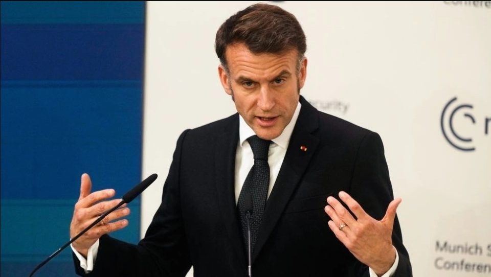 macron:-forcat-politike-ne-france-me-lidhje-me-grupe-te-dhunshme-te-sqarojne-qendrimin-e-tyre