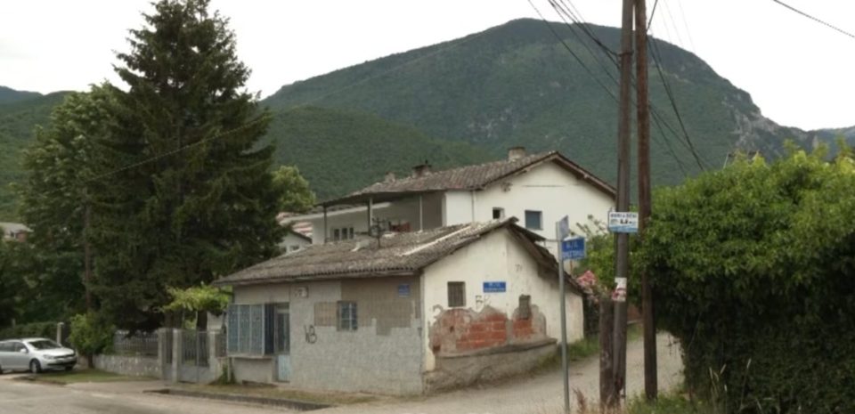 familjet-e-viktimave-te-rastit-“panda”-kerkojne-marrjen-ne-pyetje-te-vuciqit