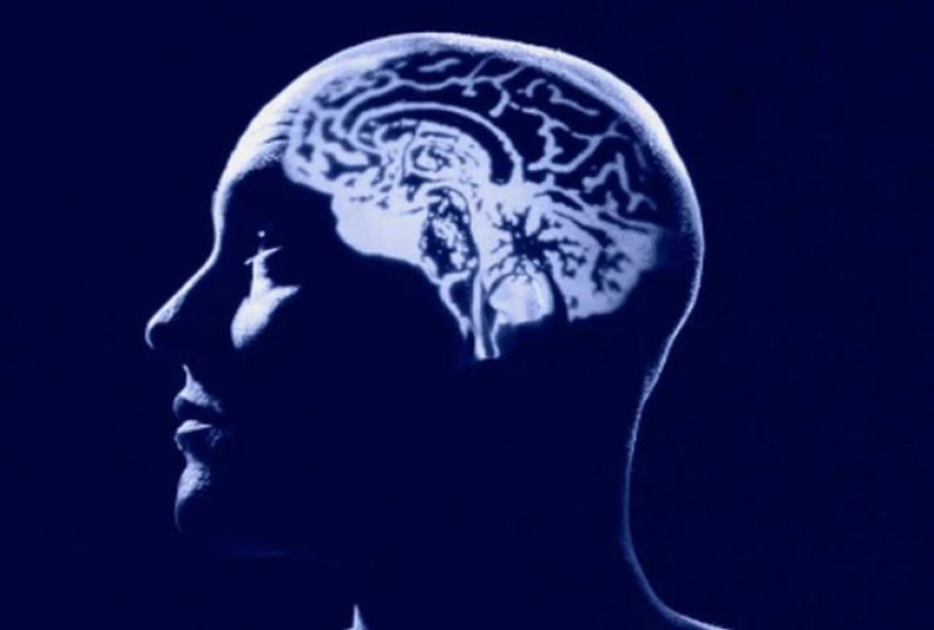 testi-i-ri-i-gjakut-mund-te-parashikoje-vite-perpara-shfaqjen-e-alzheimerit