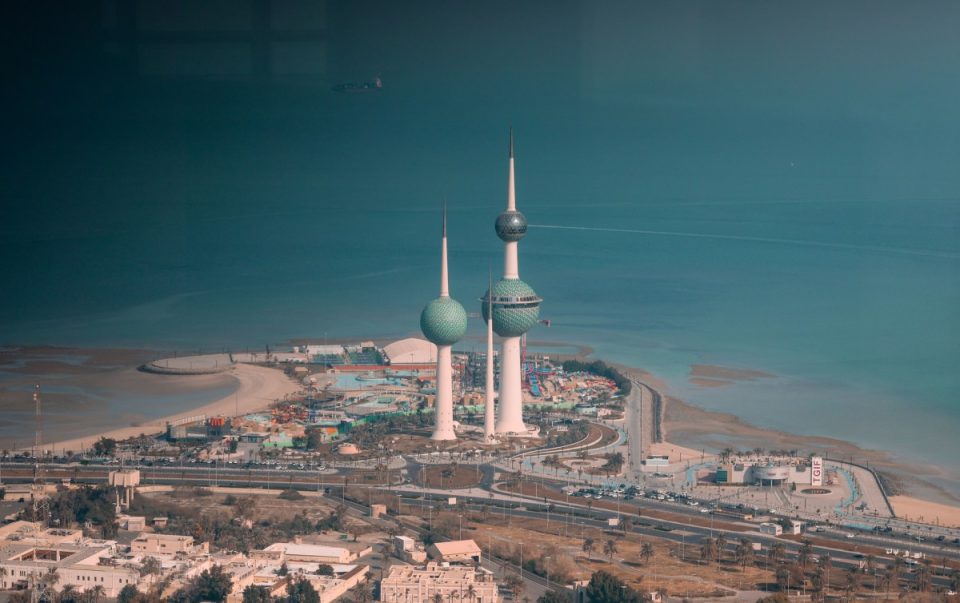 shperthime-u-degjuan-ne-kuvajt,-sirenat-aktivizohen