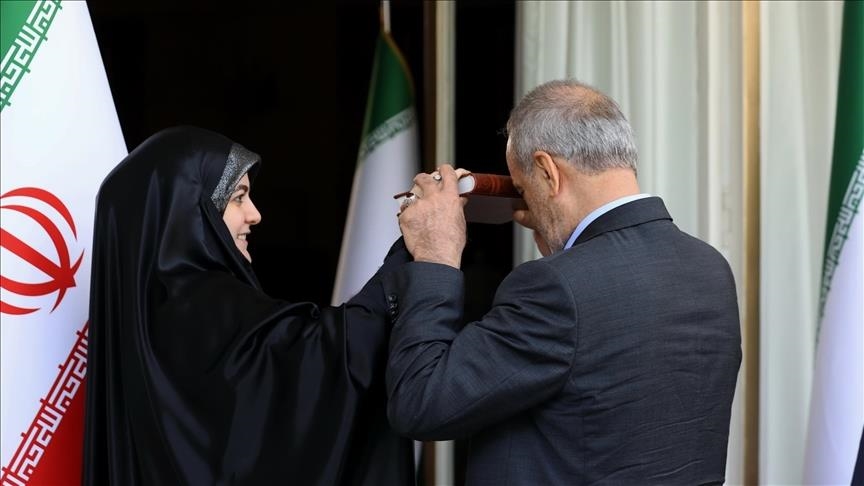 alireza-arafi-zgjidhet-si-anetar-klerik-i-keshillit-te-perkohshem-te-udheheqjes-se-iranit