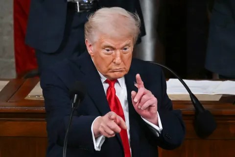 c’ndodhi-me-“paqeberesin”-trump”?!