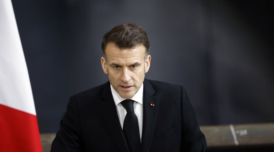 “po-perjetojme-nje-periudhe-percarjeje-plot-rreziqe”-–-macron:-franca-do-te-rrise-numrin-e-kokave-berthamore-per-here-te-pare-ne-dekada
